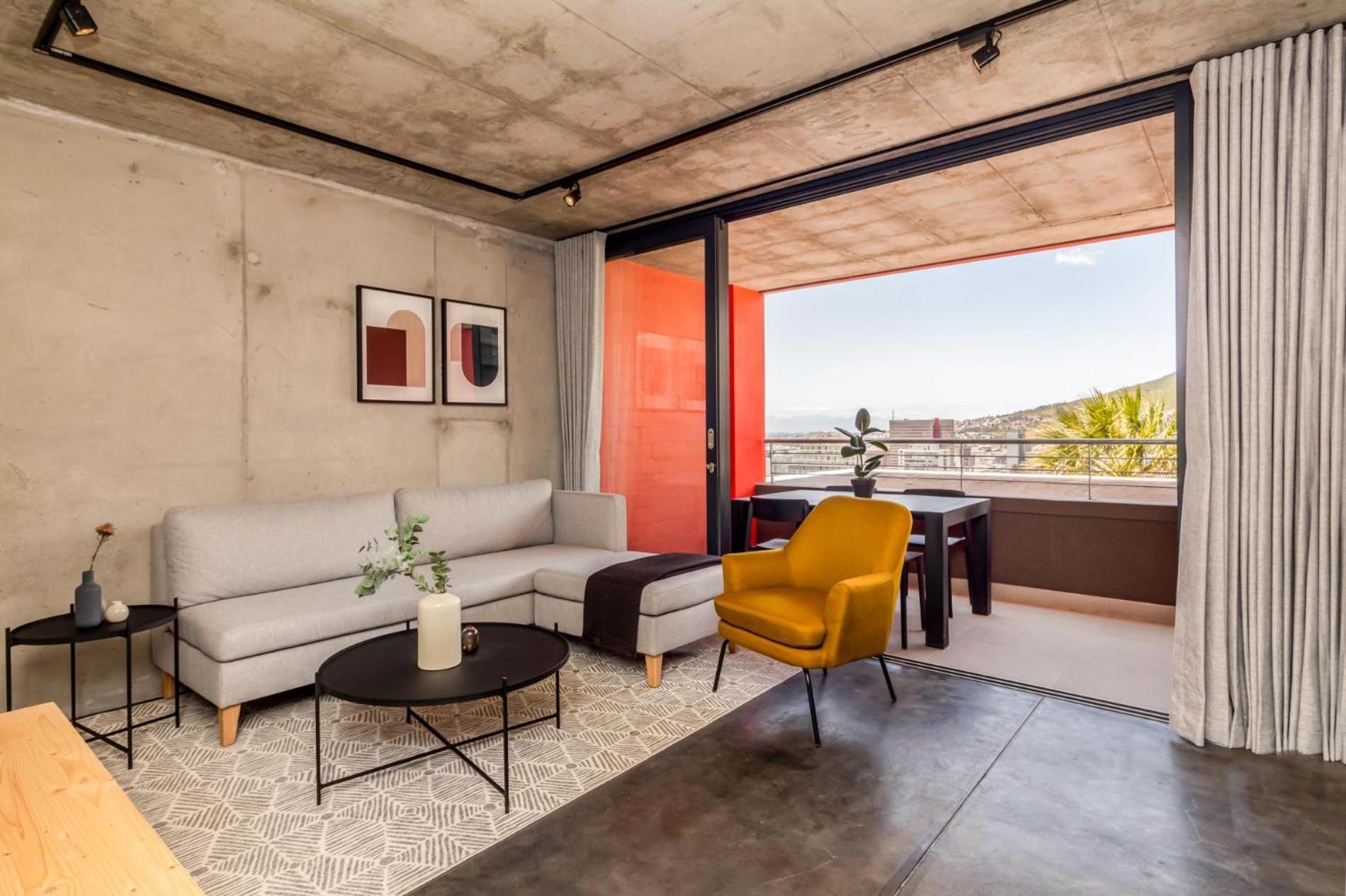 Apartment Rooftop Pool, Mountain Views, Wi-fi, Parking