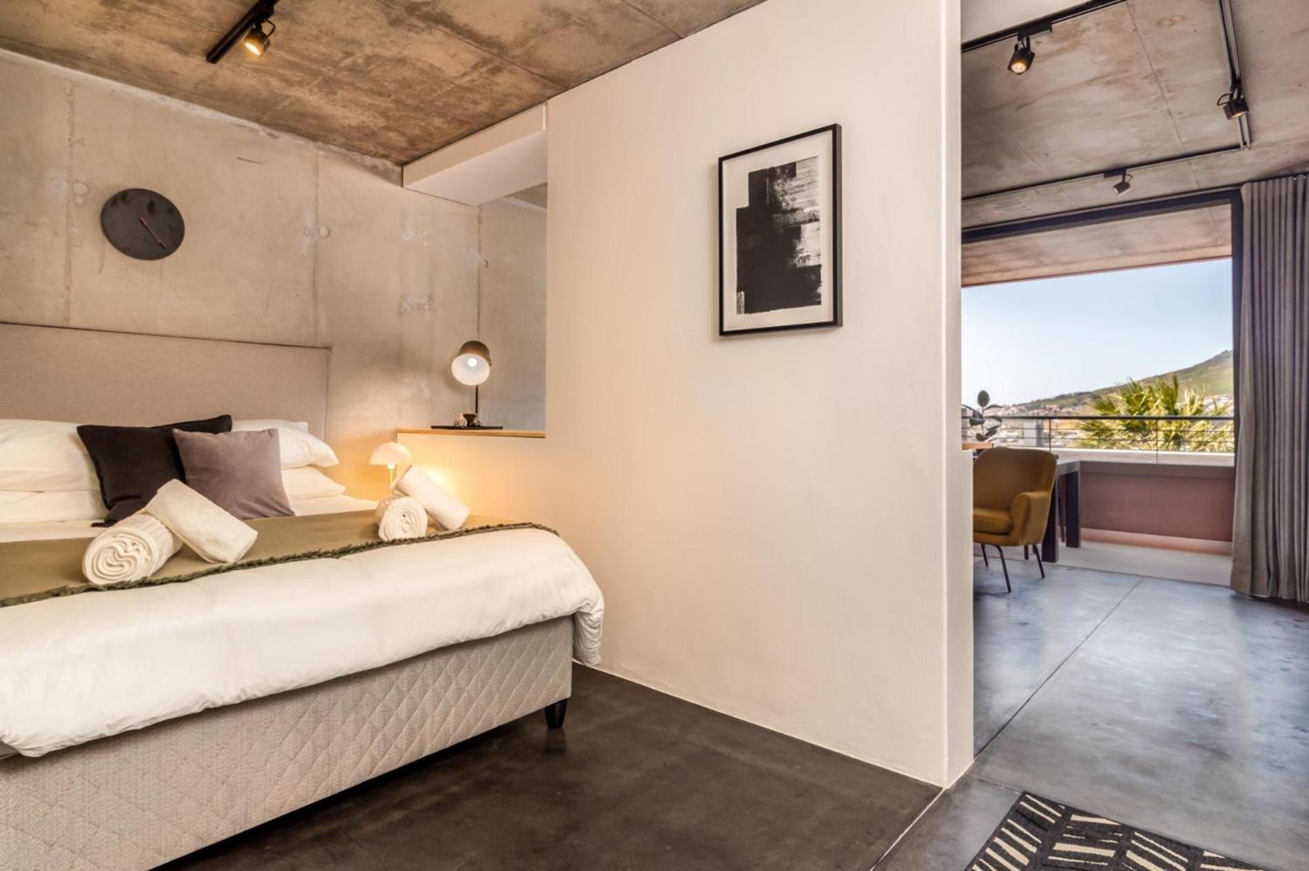 Rooftop Pool, Mountain Views, Wi-fi, Parking Apartment *