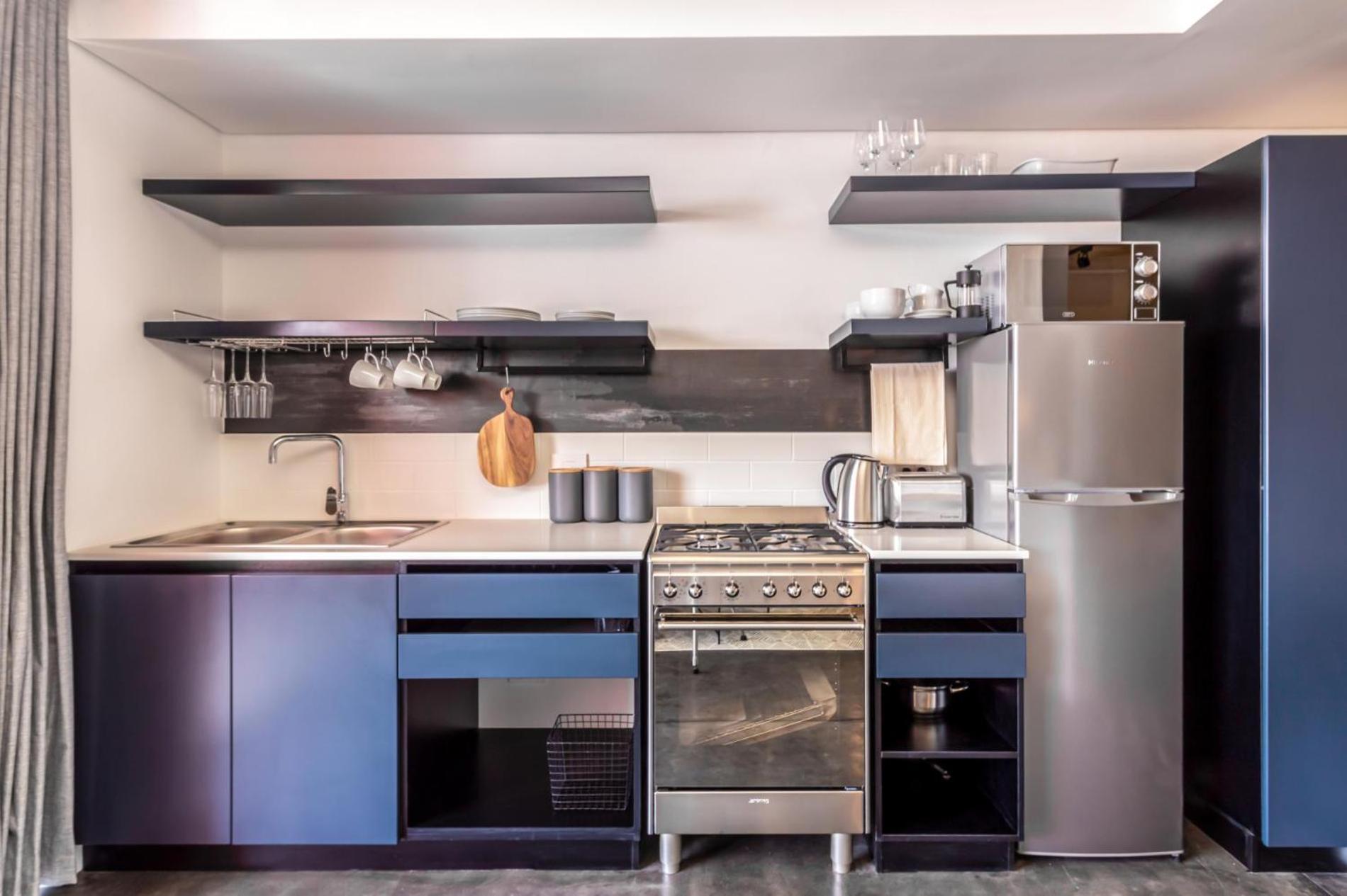 Rooftop Pool, Mountain Views, Wi-fi, Parking Apartment Kapstadt
